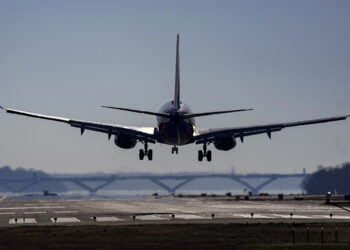 Flights delayed across U.S. after FAA system outage