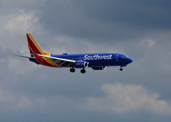 Sources | Southwest Airlines flight cancellations cause concern