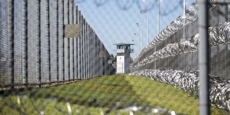 Texas inmates enter second week of hunger strike