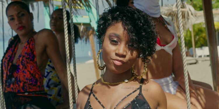 Maureen : un nouveau single chaud patate